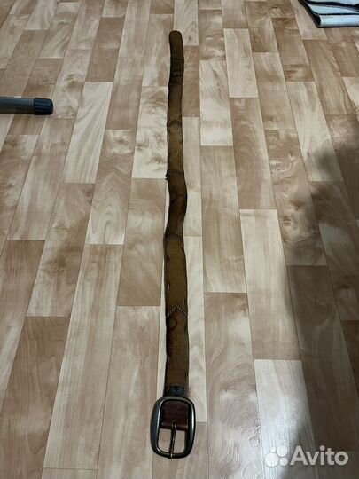 Мужской кожаный ремень коричневый