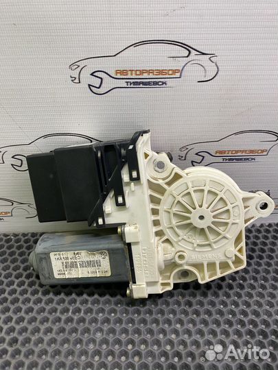 Задний правый стеклоподъемник Volkswagen Golf 5