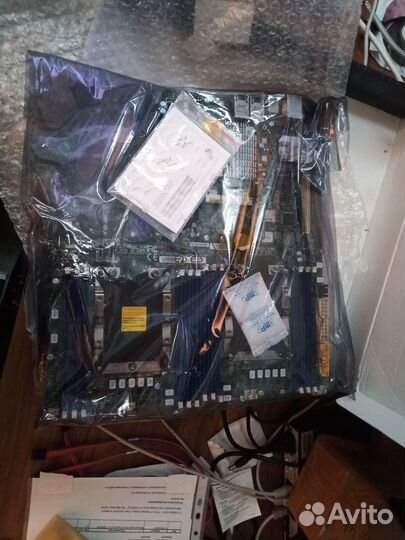 Серверная материнская плата X11DDW-NT