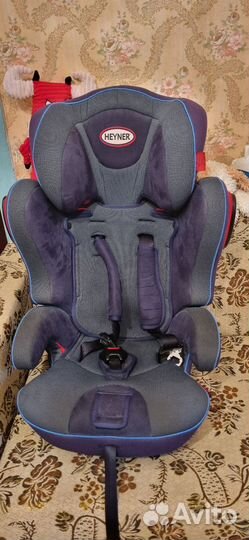 Детское автомобильное кресло