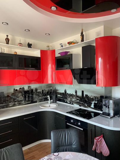 3-к. квартира, 79,7 м², 8/9 эт.