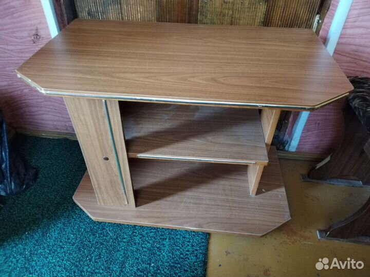 Журнальный стол