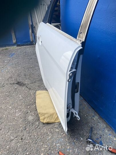 Дверь ford focus 2 рестайлинга в сборе
