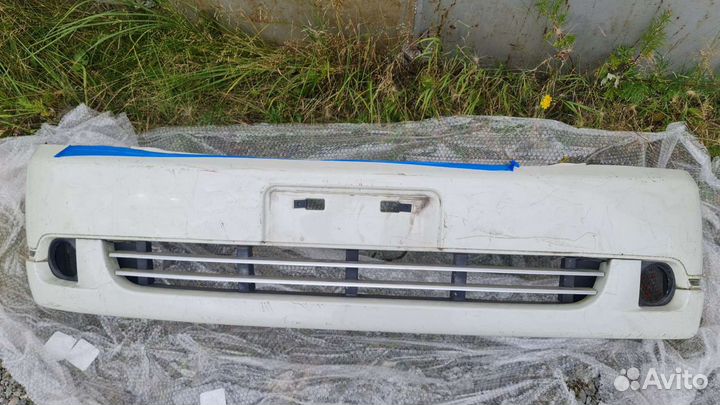 Бампер передний на nissan teana j31