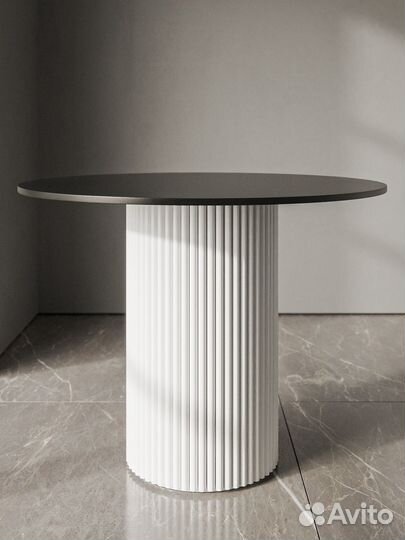 Стол круглый