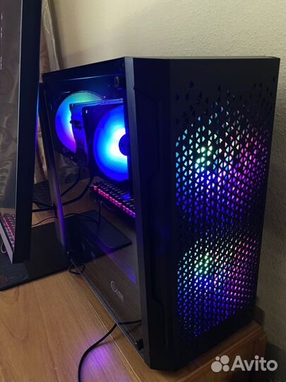 Игровой компьютер пк i3-12100f Radeon RX6600