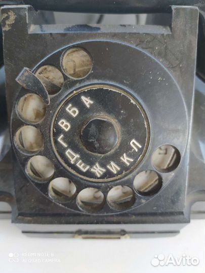 Старинный телефон