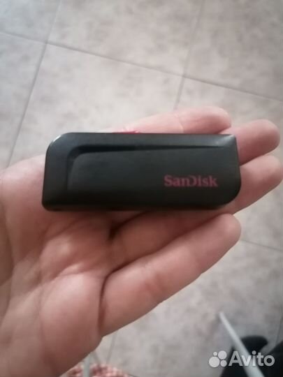 Флешка SanDisk 32 GB