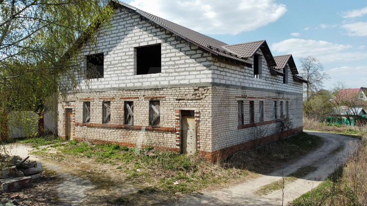 Здание, 400 м²