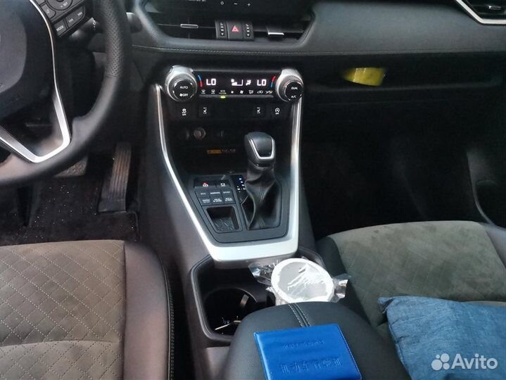 Toyota RAV4 2.0 CVT, 2023, 6 900 км