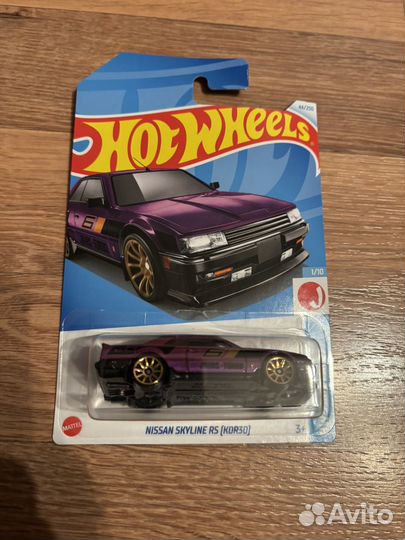 Hot wheels машинки