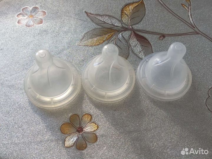 Бутылочки, соски на бутылки, ниблер