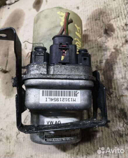 Насос гидроусилителя эур audi a1 Volkswagen