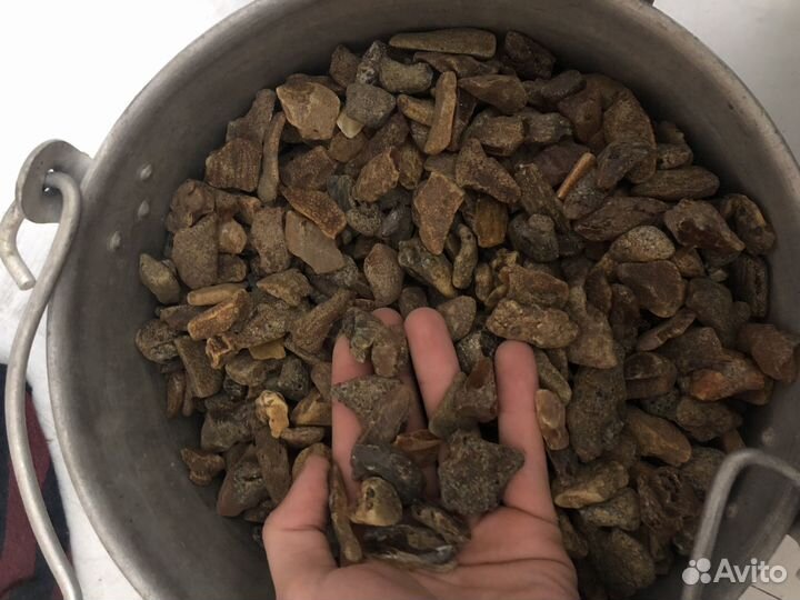 Янтарь крупный минус