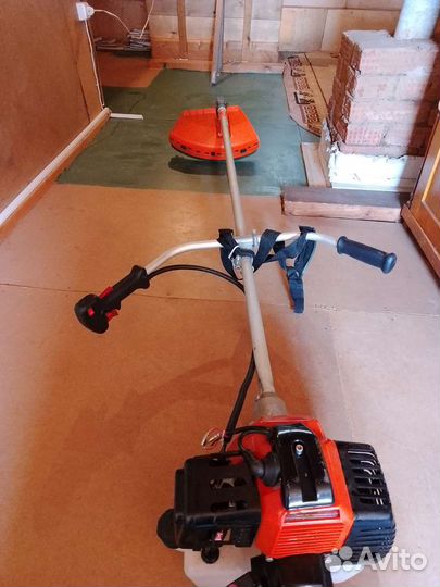 Бензотриммер б/у Кратон ggt 52