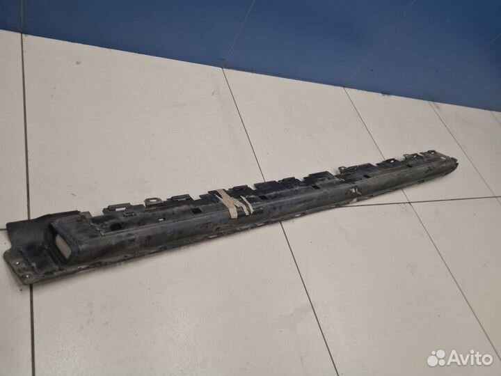 Накладка подножки левая Toyota Land Cruiser 200 20