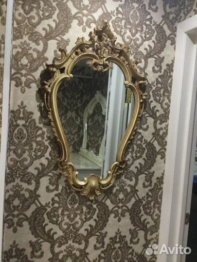 Зеркала в багете в классическом стиле