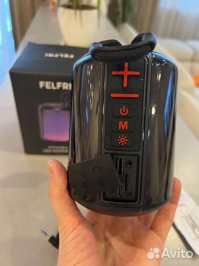 Портативная LED колонка felfri