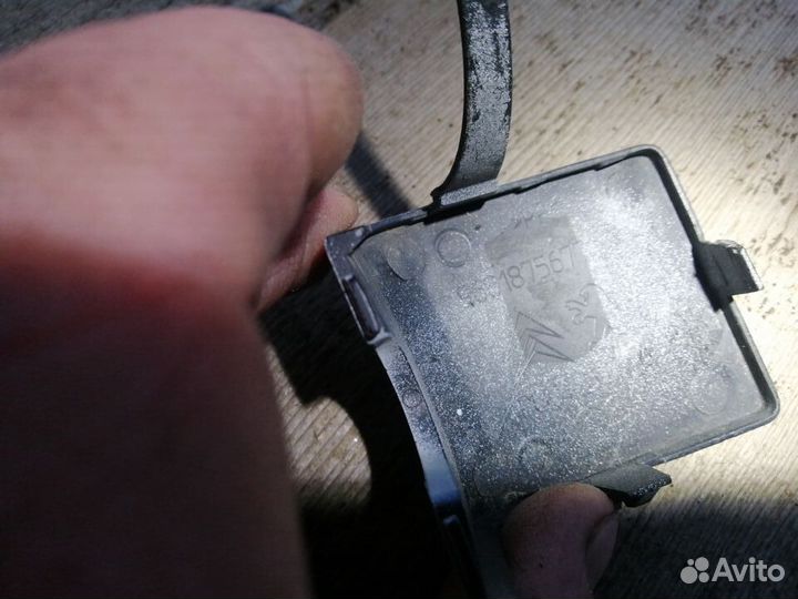 Заглушка переднего бампера Citroen Berlingo B9