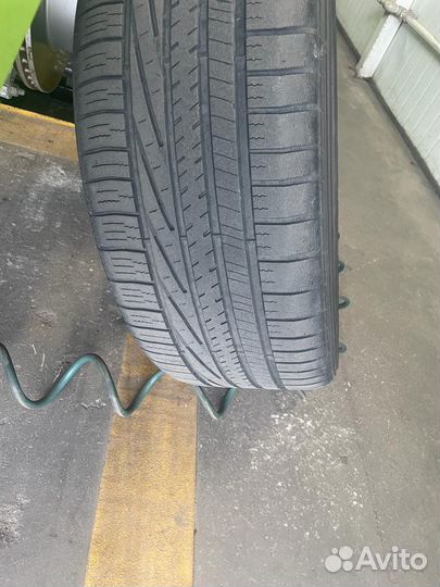 Goodyear Eagle RS-A2 245/45 R20