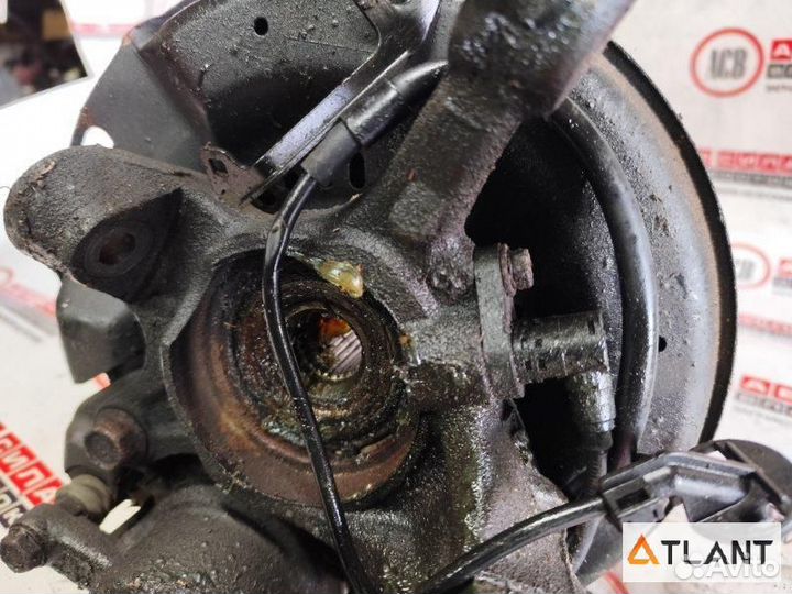 Ступица передняя левая toyota vitz