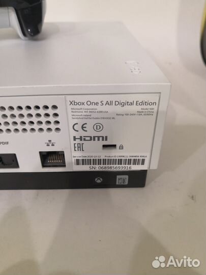 Xbox one s 500gb model 1681
