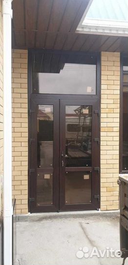 Окна в Геленджике