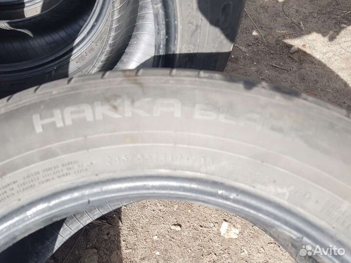 Nokian Tyres Hakka Black 235/55 R17