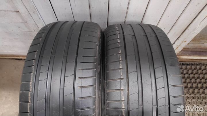 Pirelli P Zero PZ4 265/35 R20 99Y