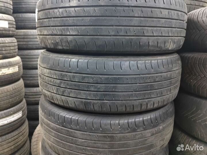 Kumho Solus SA01 KH32 215/60 R17 96H