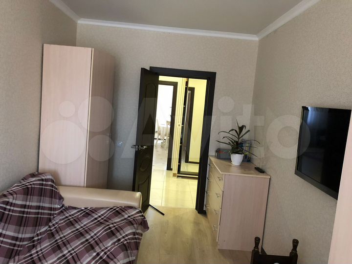 3-к. квартира, 92 м², 9/9 эт.