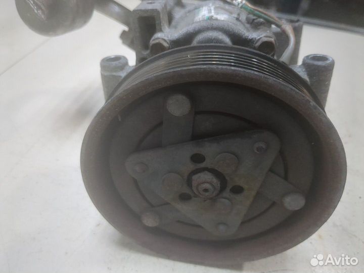 Компрессор кондиционера Nissan Juke, 2011