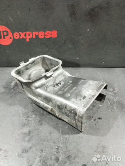 Воздуховод радиатора правый Bmw 6 F13 N63B44 2012