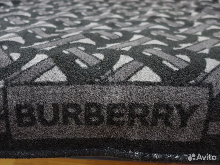 Burberry полотенце новое оригинал Италия