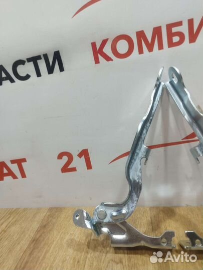 Петля капота RH LH Chevrolet Cruze J300