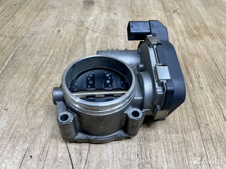 Дроссельная заслонка BMW E90 2005 - 2013г