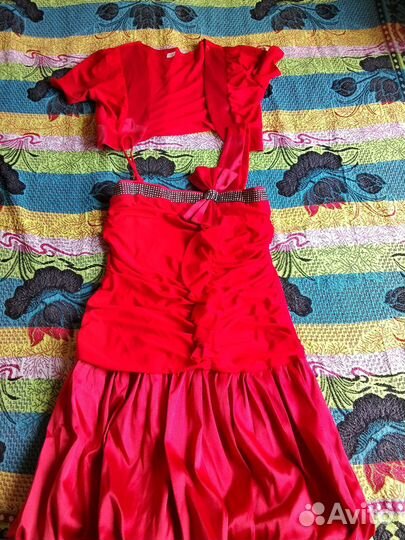 Вечернее платье