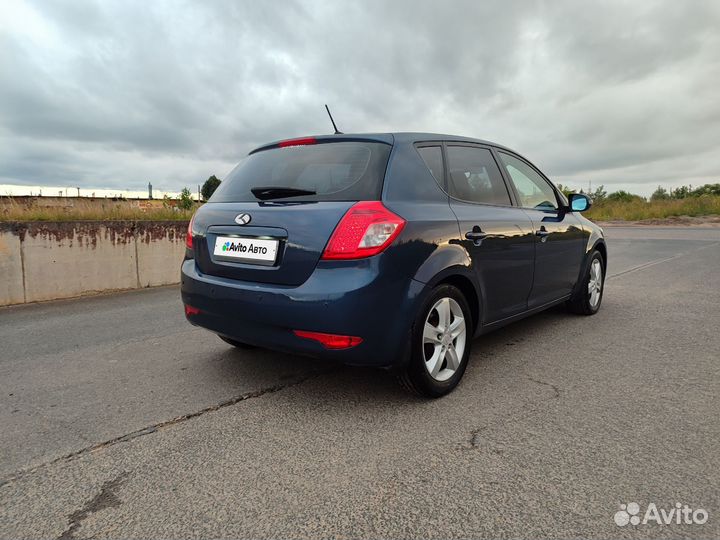 Kia Ceed 2.0 AT, 2011, 235 000 км