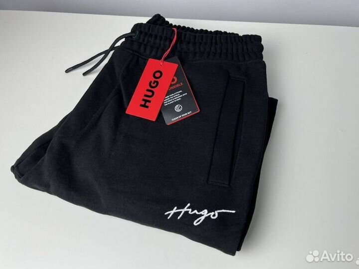 Hugo Boss спортивные штаны L, XL оригинал