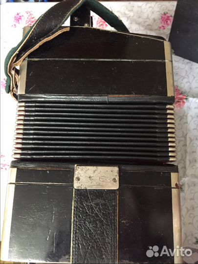 Продаю баян