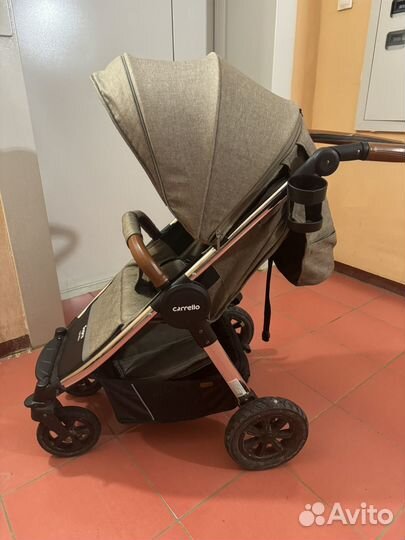 Прогулочная коляска с надувными колесами