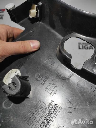 Накладка стойки передняя левая BMW F30