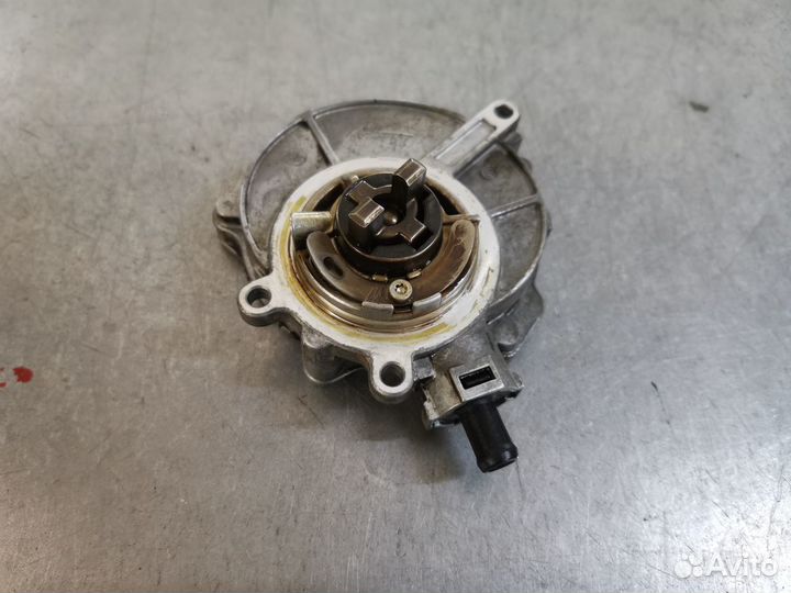 Вакуумный насос 06E145100R A4, A5, A6, A7, A8, Q7