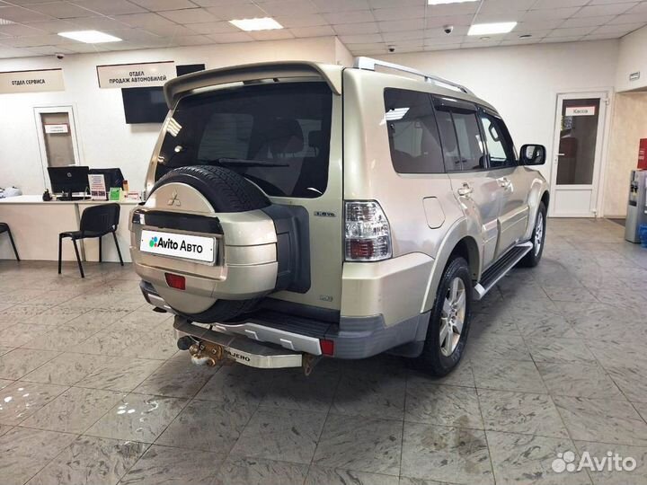 Mitsubishi Pajero 3.8 AT, 2008, 242 897 км