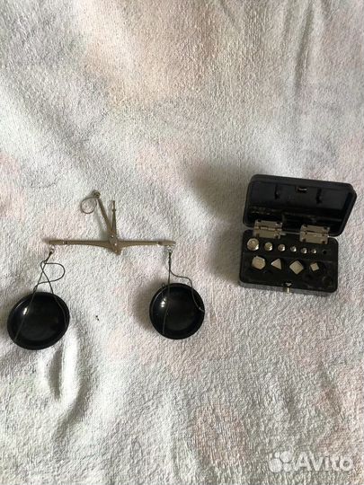 Весы с гирьками СССР