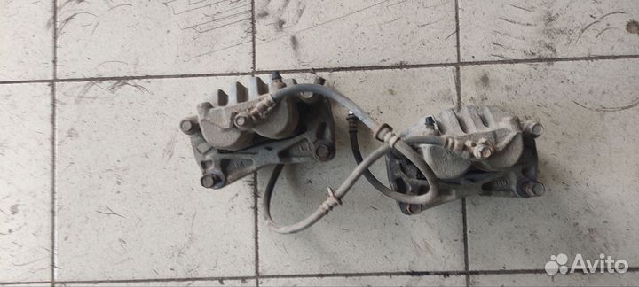 Тормоза передние Субару 294