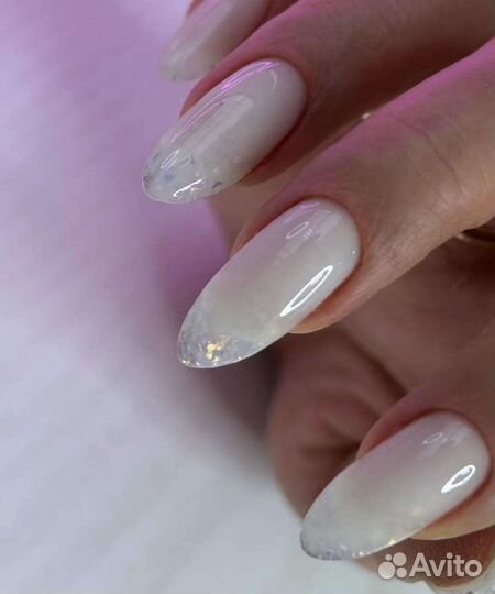 Мастер маникюра и педикюра