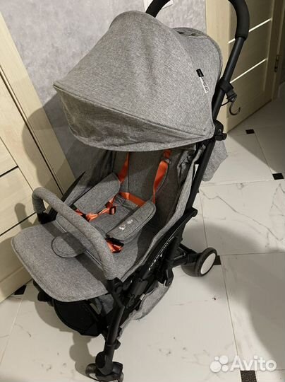 Коляска прогулочная Yoya care