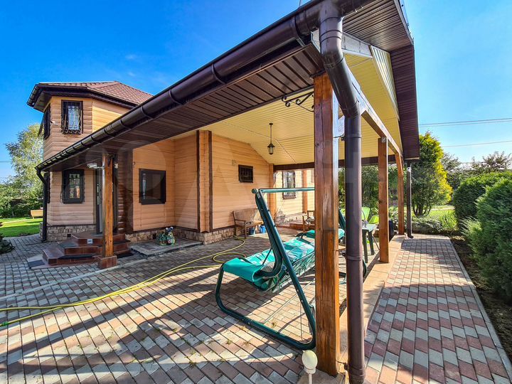 Дом 137 м² на участке 15 сот.