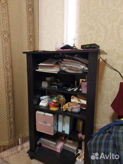 Полка под телевизор